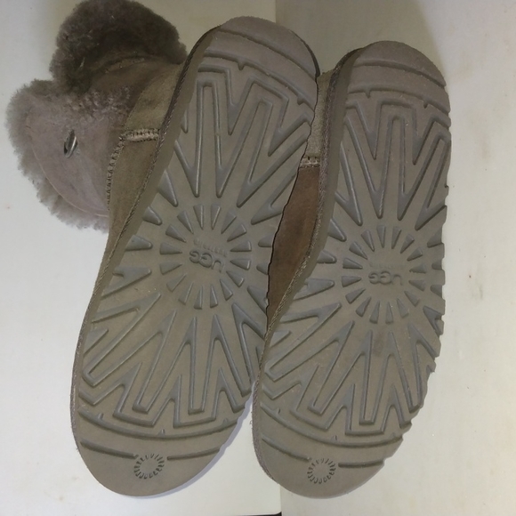 UGG BOOTS CORTAS - Picture 4 of 10